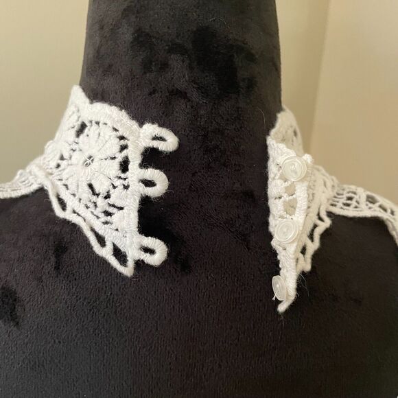 NEW Lulus Mini Dress Lined White Lace Dress Size Small Open Back Sleeveless - Picture 7 of 15